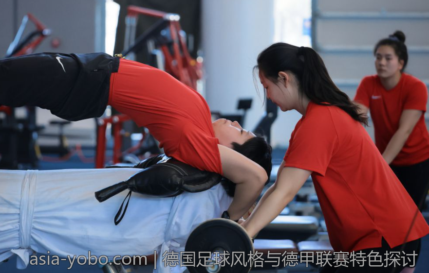 德国足球风格与德甲联赛特色探讨